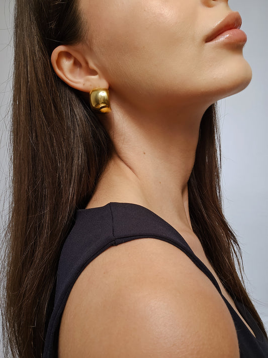 Classic Gold Stud Earrings - SABI STORE