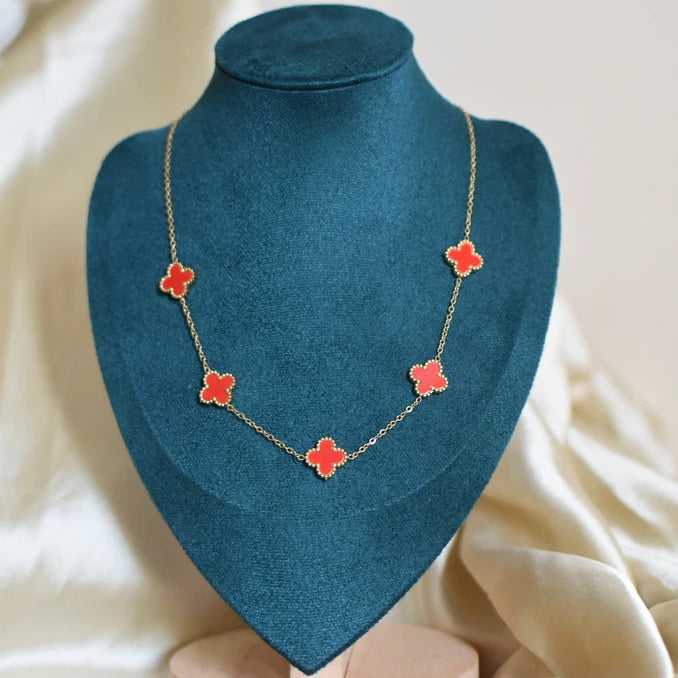 The Clover Charm Necklace