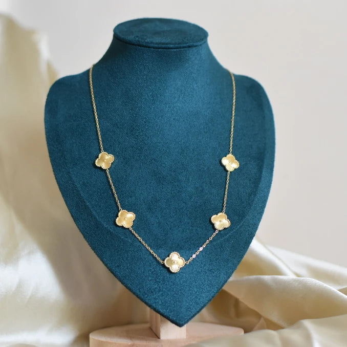 The Clover Charm Necklace