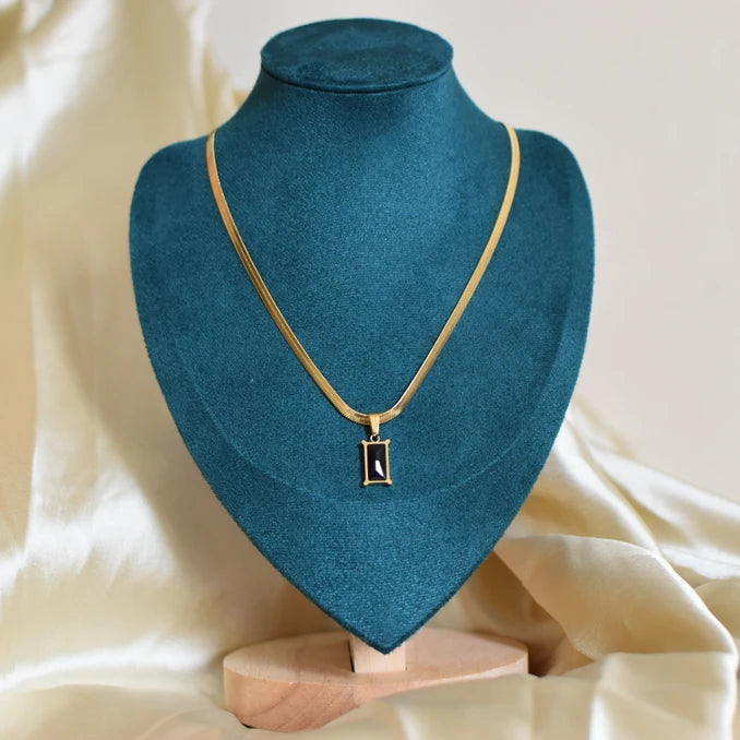 Emerald Radiance Necklace
