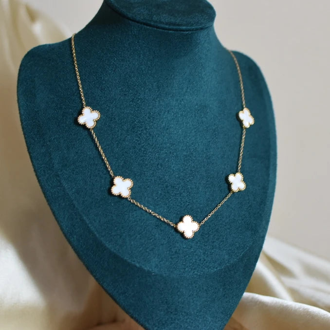 The Clover Charm Necklace