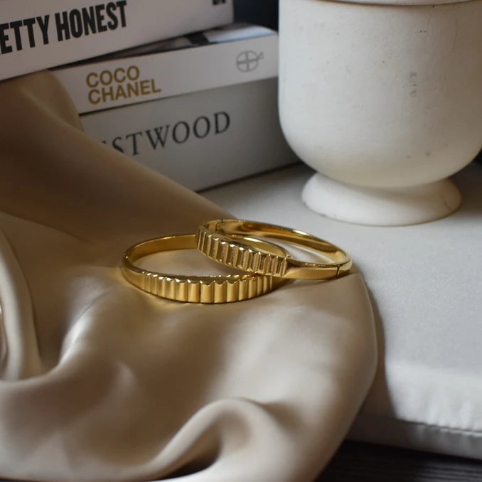The Luxe Groove Bracelet