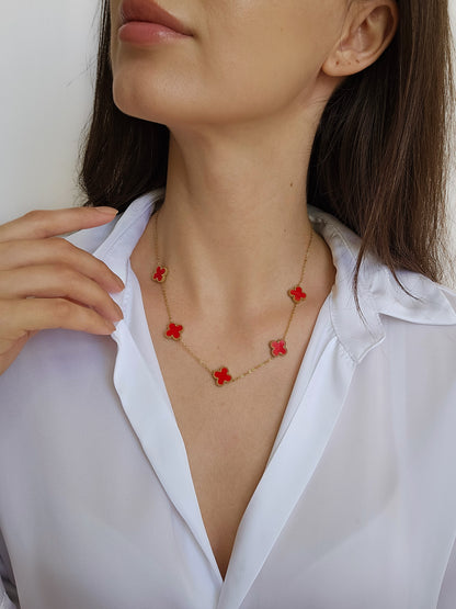 The Clover Charm Necklace